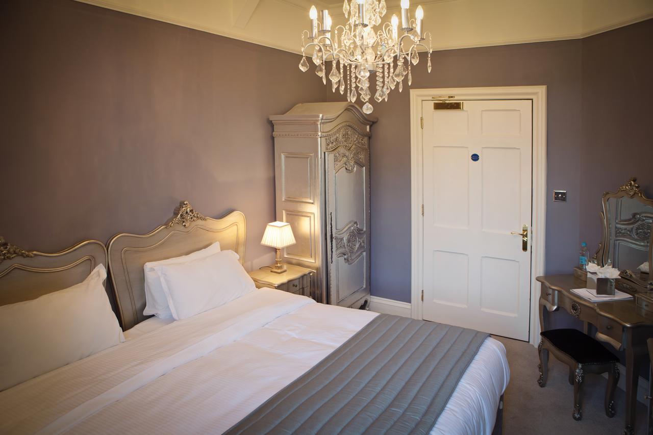 Manor By The Lake Cheltenham Quarto foto